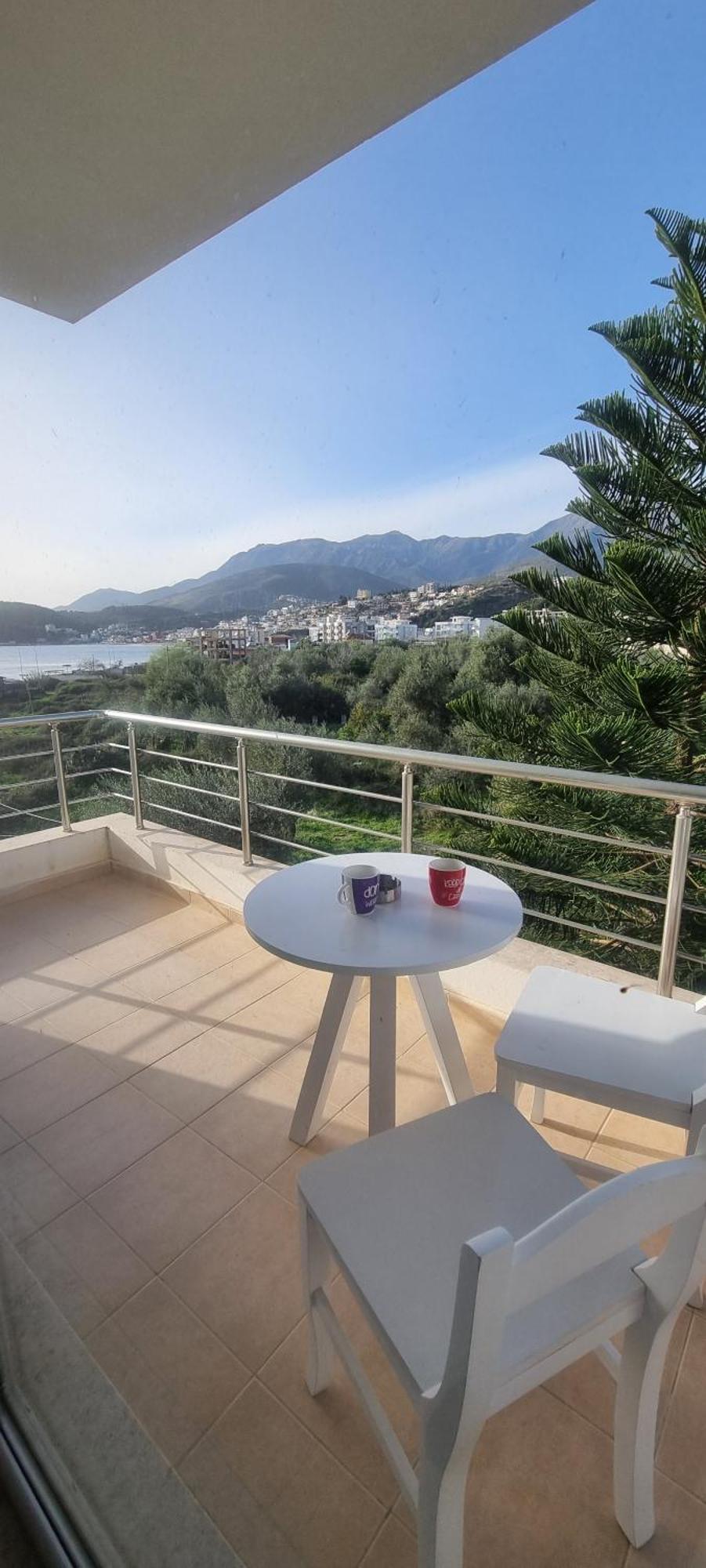 The Sunny Side Apartment Himare Exterior photo