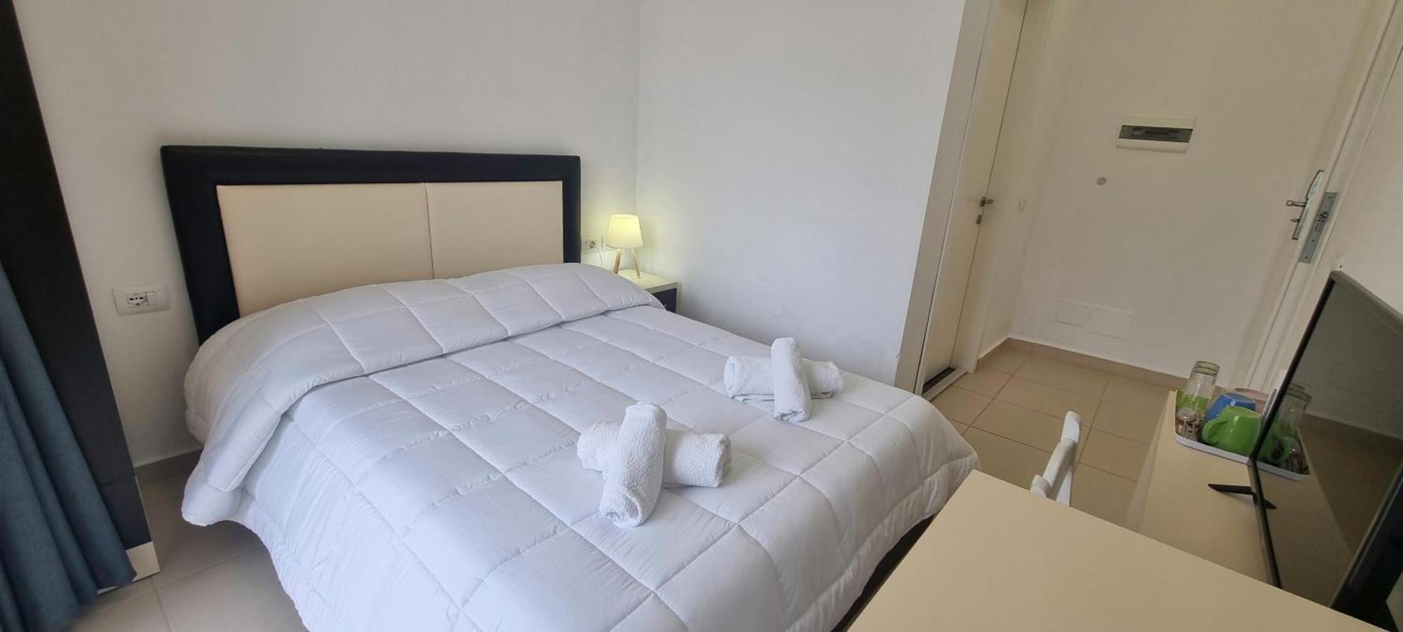 The Sunny Side Apartment Himare Exterior photo