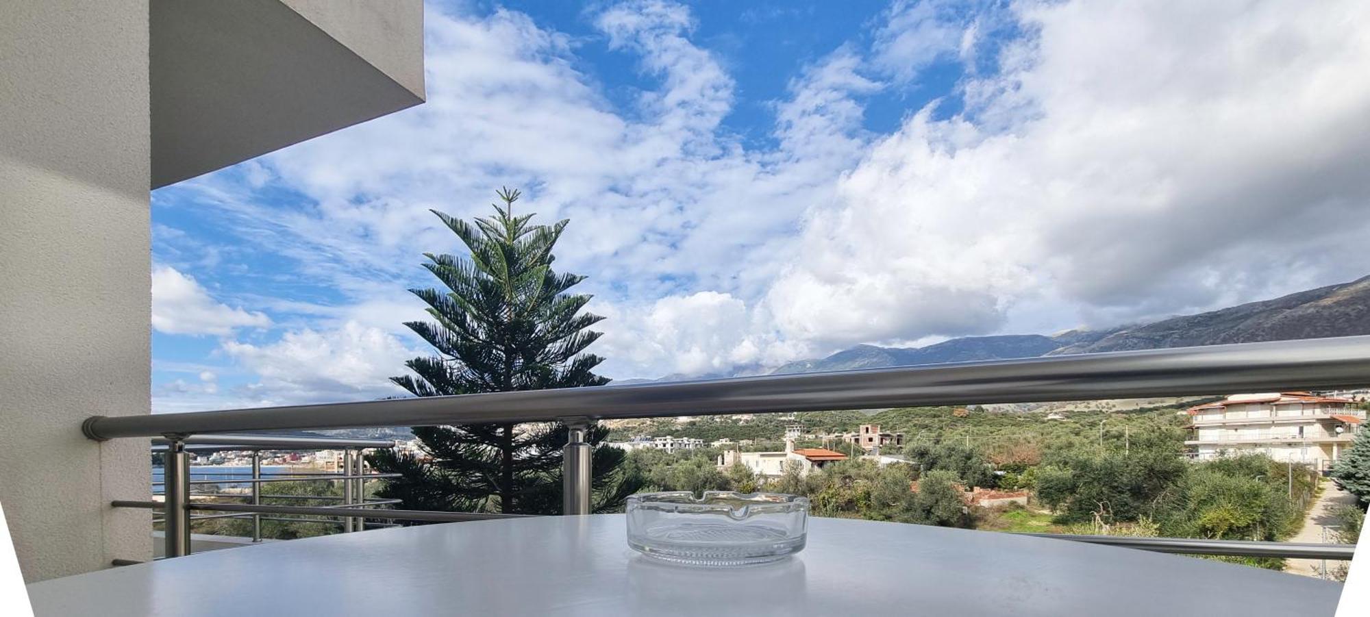 The Sunny Side Apartment Himare Exterior photo